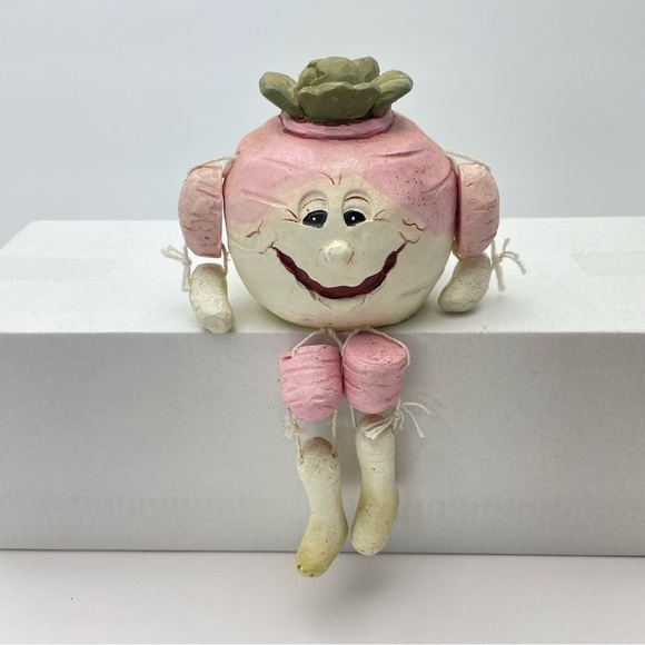 VINTAGE 80's Fruit Vegetable Shelf Sitter Anthropomorphic Resin Turnip - Picture 10 of 14